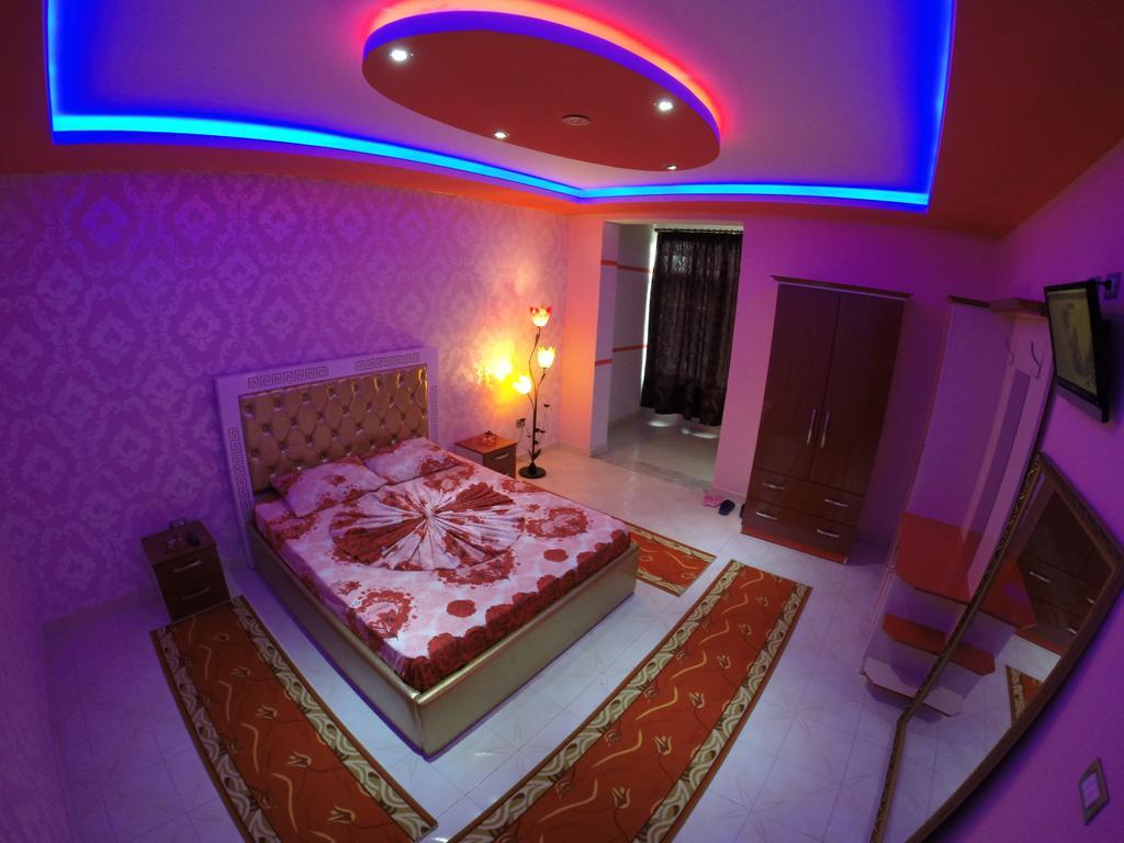 Hotel Buza New Shtoj Exterior foto