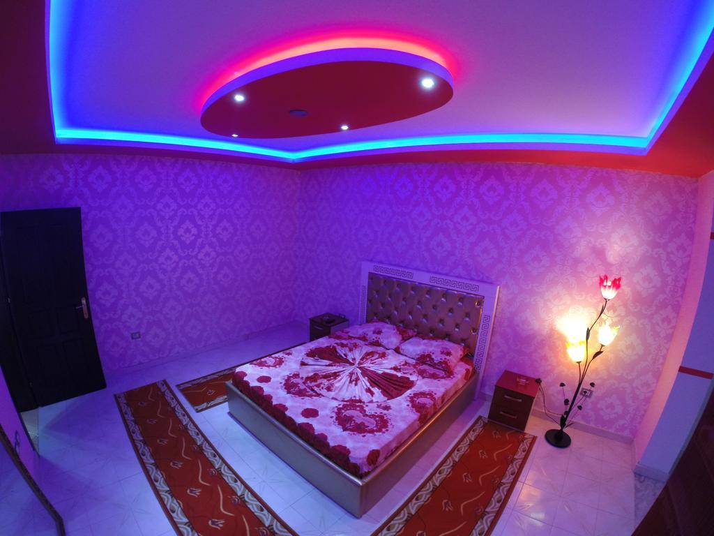 Hotel Buza New Shtoj Quarto foto