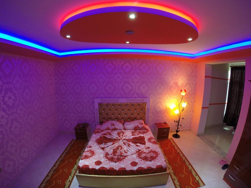 Hotel Buza New Shtoj Quarto foto